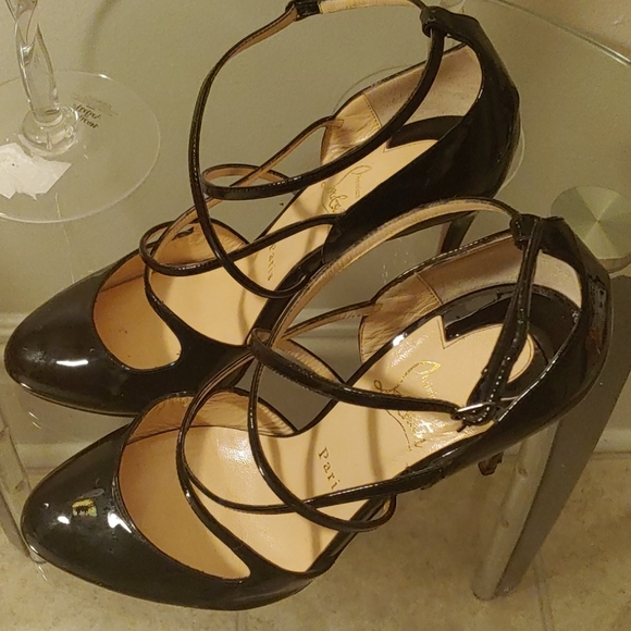 👠 Christian Louboutin Red Bottom Stiletoes👠 - Picture 5 of 5